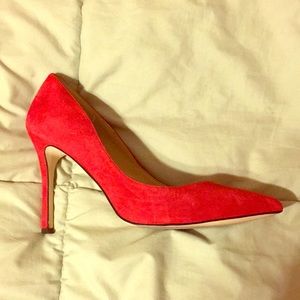 Red Pumps BCBG